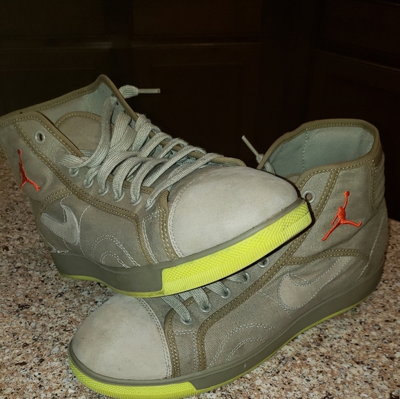 nike air jordan sky high og
